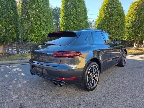 2017 Porsche Macan GTS