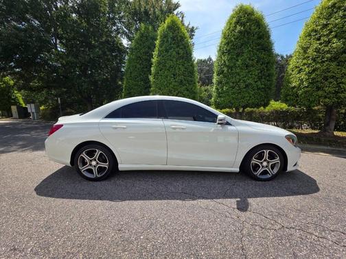 Cirrus White 2014 Mercedes-Benz CLA-Class Base