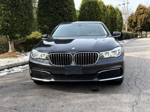 2019 BMW 740 xDrive