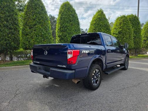 Deep Blue Pearl 2017 Nissan Titan PRO-4X
