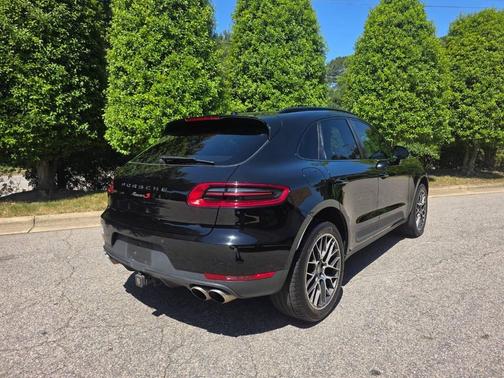 Black 2018 Porsche Macan Macan S