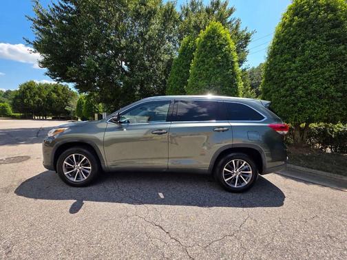 Alumina Jade Metallic 2018 Toyota Highlander XLE