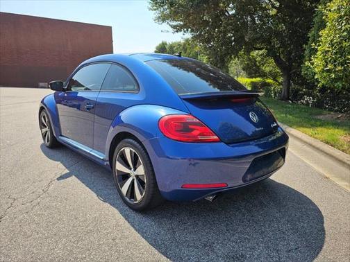 2013 Volkswagen Beetle Base