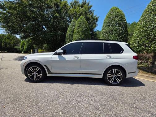 White 2020 BMW X7 xDrive40i