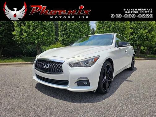 2015 INFINITI Q50 Base