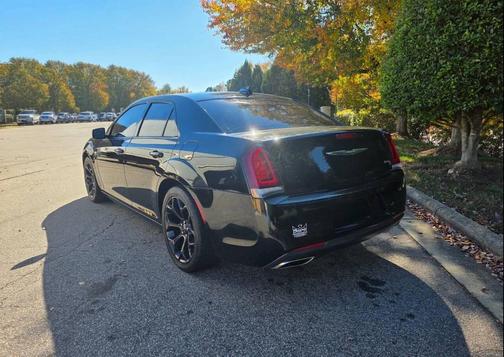 2019 Chrysler 300 S