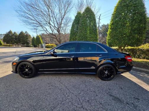2011 Mercedes-Benz E-Class 4MATIC