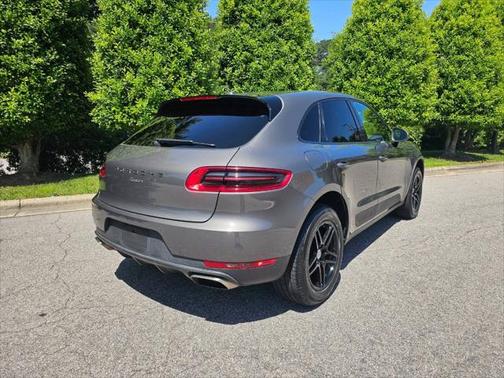 2018 Porsche Macan Base