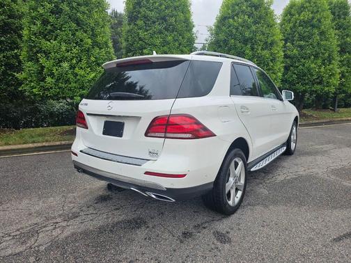 White 2018 Mercedes-Benz GLE 350 Base