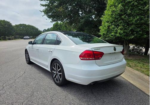 Candy White 2014 Volkswagen Passat 1.8T Auto Sport