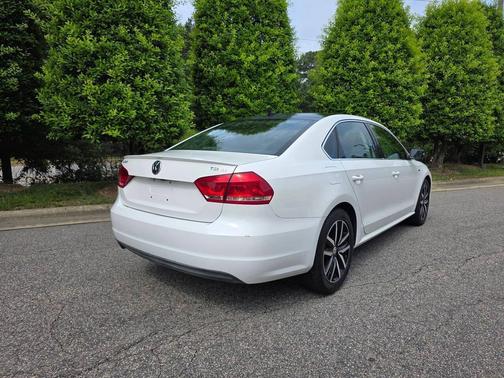 Candy White 2014 Volkswagen Passat 1.8T Auto Sport