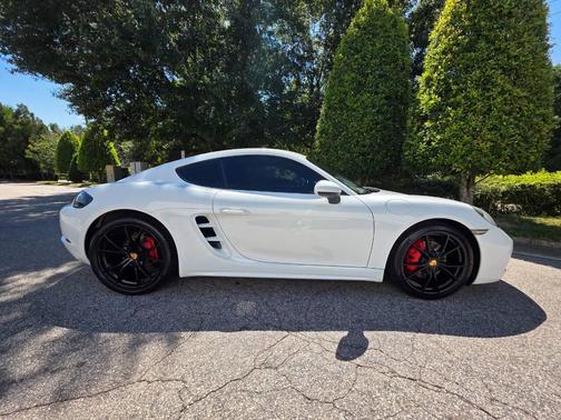 2018 Porsche 718 Cayman S