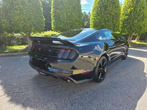 2017 Ford Mustang EcoBoost Premium