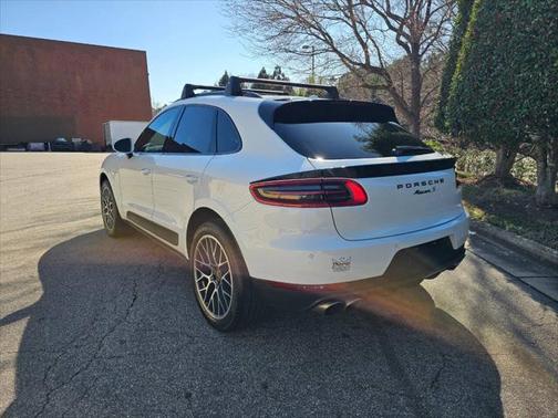 2017 Porsche Macan Base