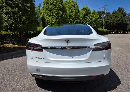 White 2013 Tesla Model S Base