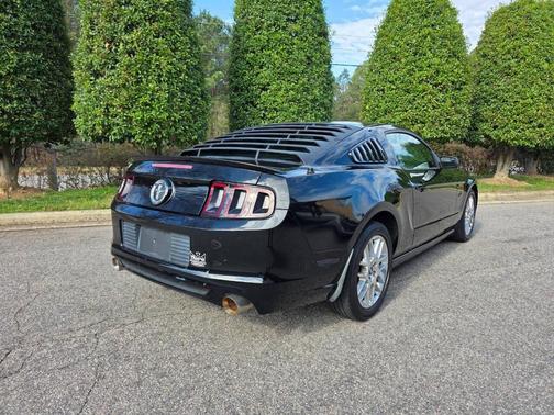 2013 Ford Mustang V6 Premium