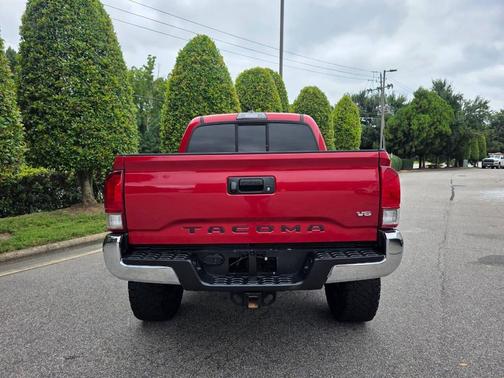 2016 Toyota Tacoma TRD Sport