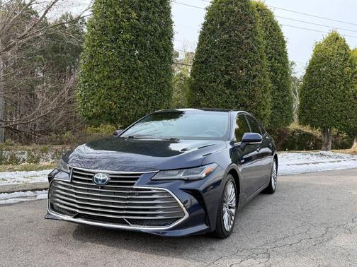 2019 Toyota Avalon Hybrid Limited