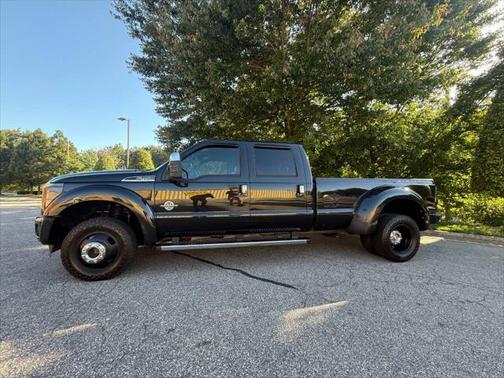 2014 Ford F-450 Lariat