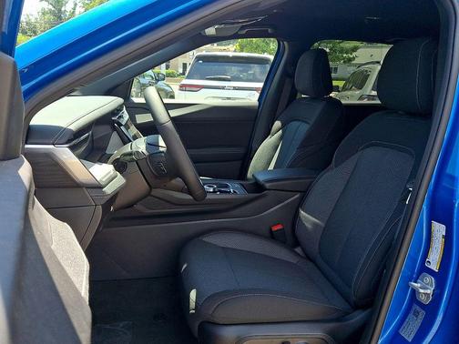 Hydro Blue Pearlcoat 2026 Jeep Cherokee Laredo 4x4