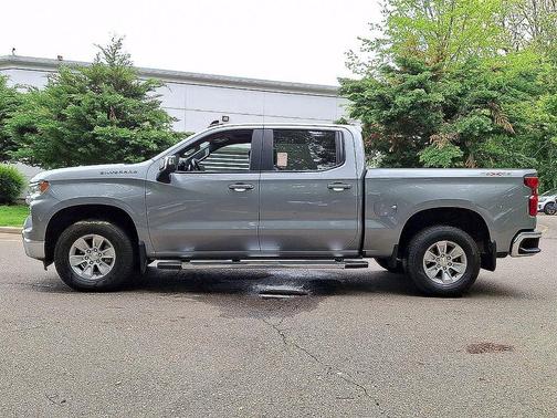 Sterling Gray Metallic 2023 Chevrolet Silverado 1500 LT