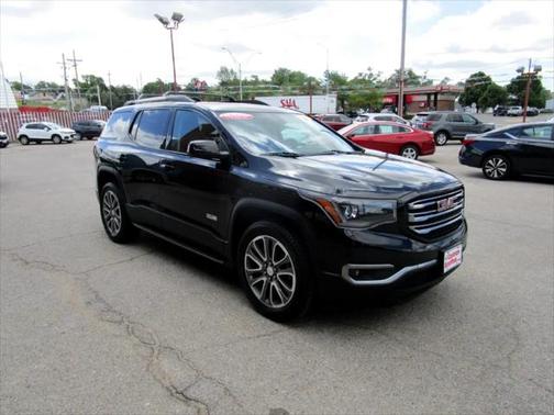 2017 GMC Acadia SLT-1