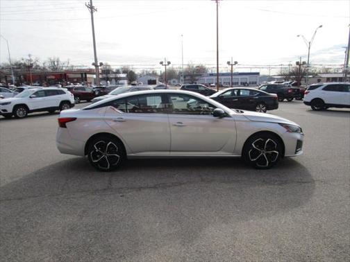 2024 Nissan Altima SR Intelligent AWD