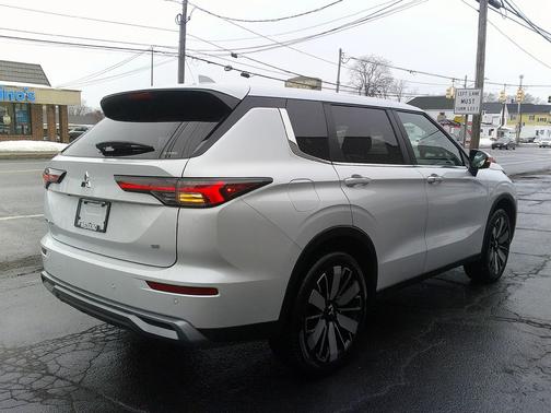 2025 Mitsubishi Outlander SE 2.5 S-AWC