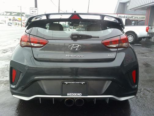 2019 Hyundai Veloster Base