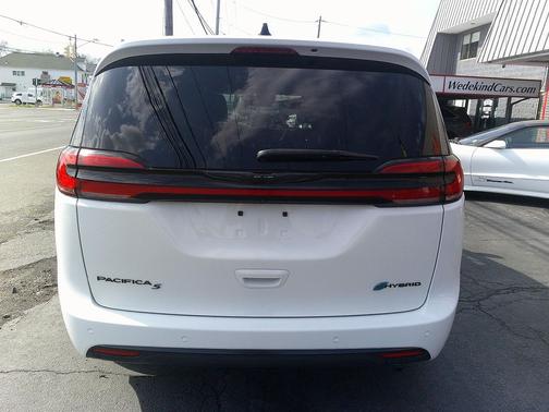 Bright White Clearcoat 2024 Chrysler Pacifica Hybrid S Appearance Pkg