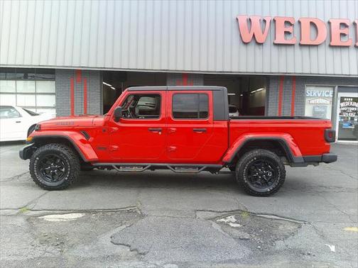 2021 Jeep Gladiator Sport