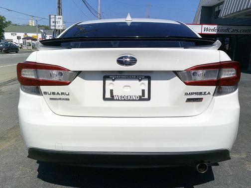 2019 Subaru Impreza 2.0i Sport
