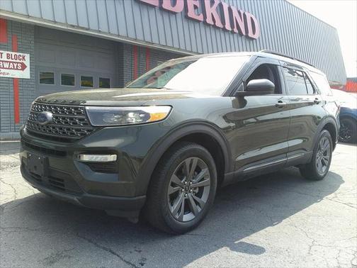 2023 Ford Explorer XLT