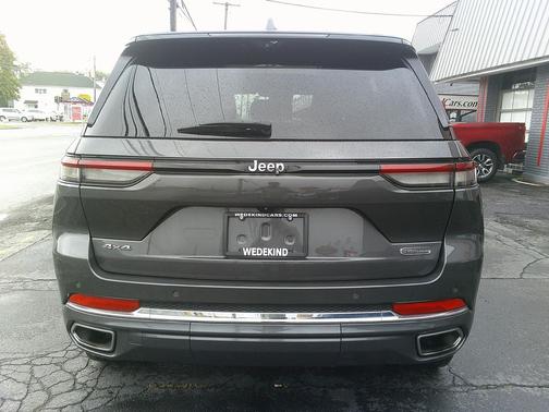 Baltic Gray Metallic Clearcoat 2022 Jeep Grand Cherokee Overland