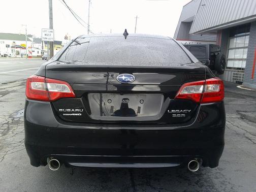 2017 Subaru Legacy Limited