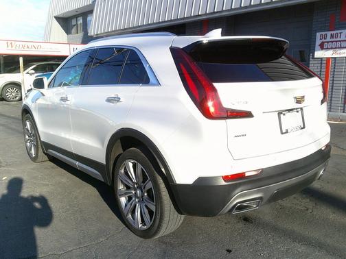 2019 Cadillac XT4 Premium Luxury