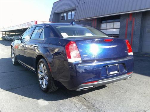 2016 Chrysler 300 S