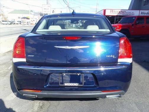 2016 Chrysler 300 S