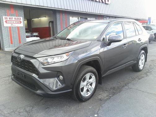Magnetic Gray Metallic 2020 Toyota RAV4 XLE