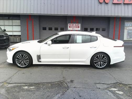 2019 Kia Stinger Base