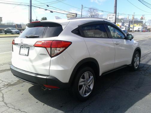 Platinum White Pearl 2019 Honda HR-V EX-L