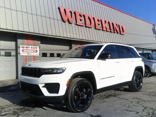 2024 Jeep Grand Cherokee Altitude