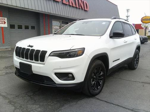 2023 Jeep Cherokee Altitude