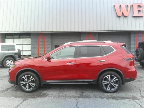 2017 Nissan Rogue SL