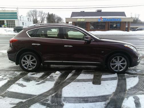 2017 INFINITI QX50 Base