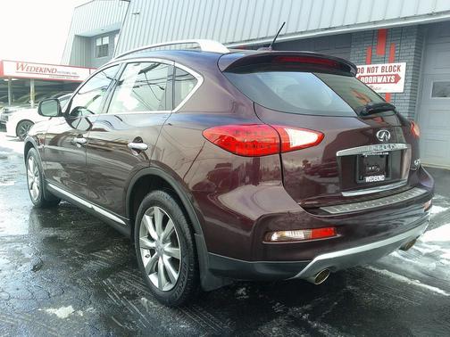 2017 INFINITI QX50 Base