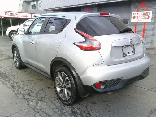 2017 Nissan Juke SV
