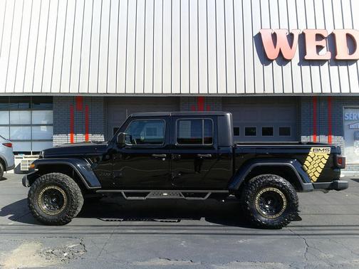 2023 Jeep Gladiator Sport S
