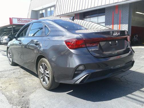 Gravity Gray 2023 Kia Forte LXS