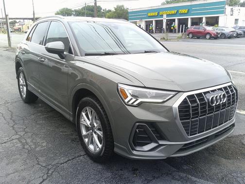 Green 2025 Audi Q3 Premium 45 TFSI S line quattro Tiptronic